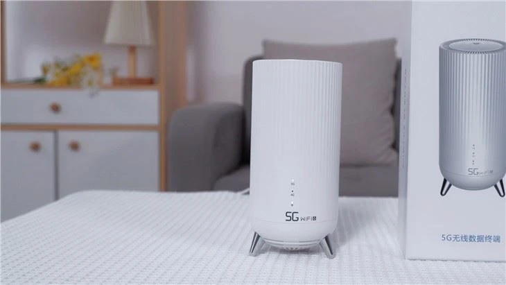 5G CPE maršrutētājs Dual Band ar SIM kartes slotu lietošanai iekštelpās